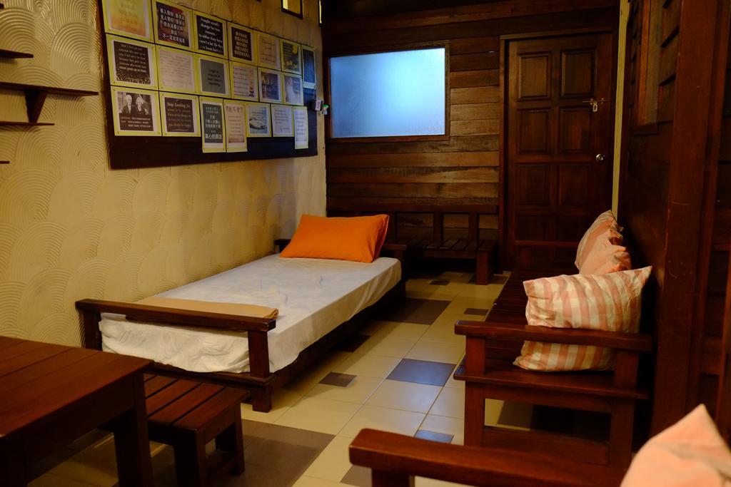 Appartamento Tnt Novelty House Teluk Intan Esterno foto
